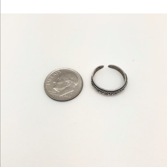 Peace Sign Sterling Silver Toe Ring, 3/8”, Adjustable, NEW, Ships in Gift Box - Picture 8 of 9